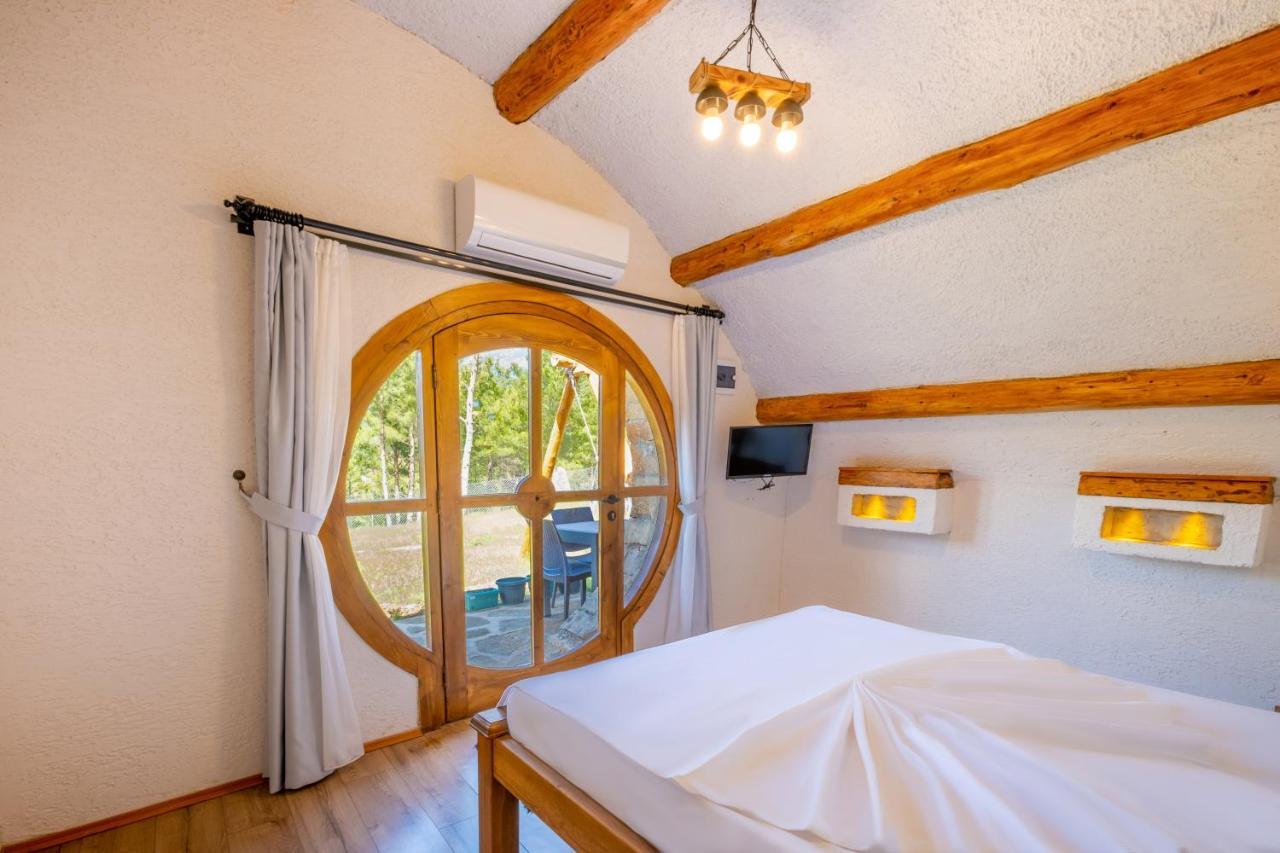 Maison Green Hill Hobbit Villas & Boutique Hotel Antália Exterior foto