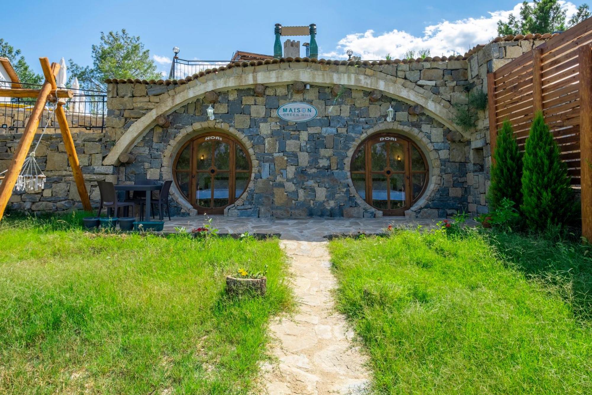 Maison Green Hill Hobbit Villas & Boutique Hotel Antália Exterior foto
