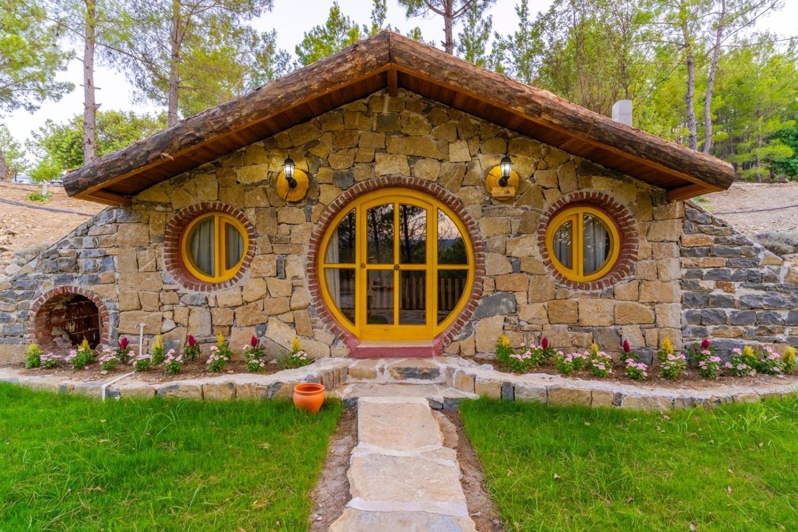 Maison Green Hill Hobbit Villas & Boutique Hotel Antália Exterior foto